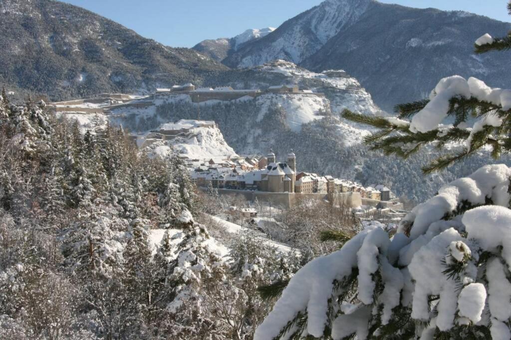 Studio Ideal 2 Personnes Et/Ou Avec 2 Enfants Briançon Eksteriør billede